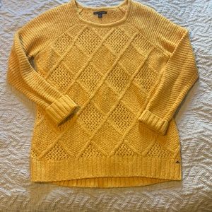 American Eagle sweater